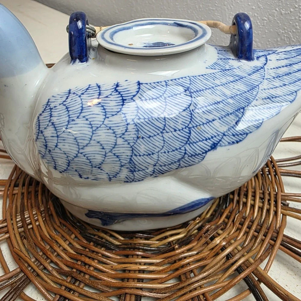 Vintage Blue White Ceramic Duck Teapot‎ Lid Handle Handpainted Made in China